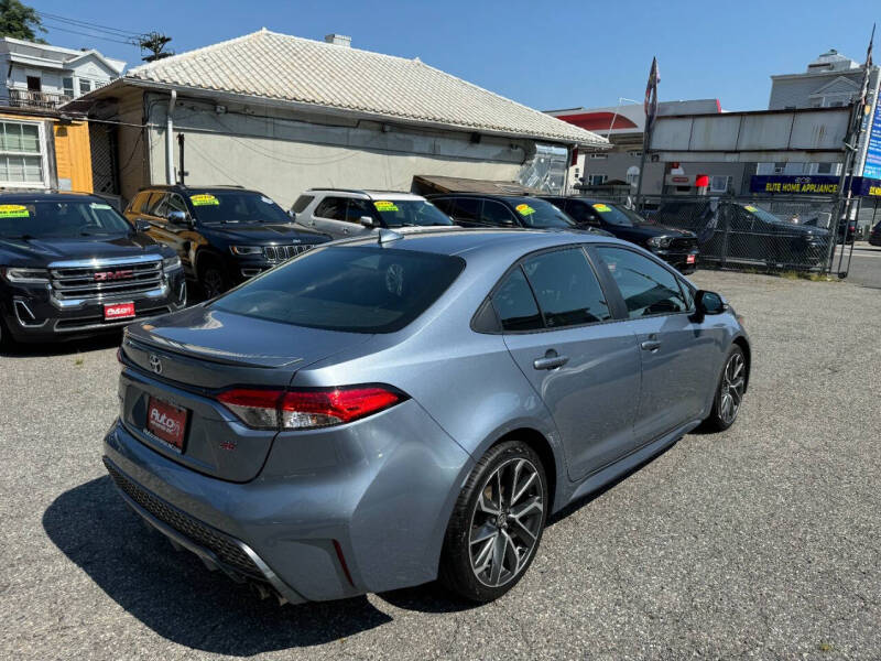 2021 Toyota Corolla SE photo 4