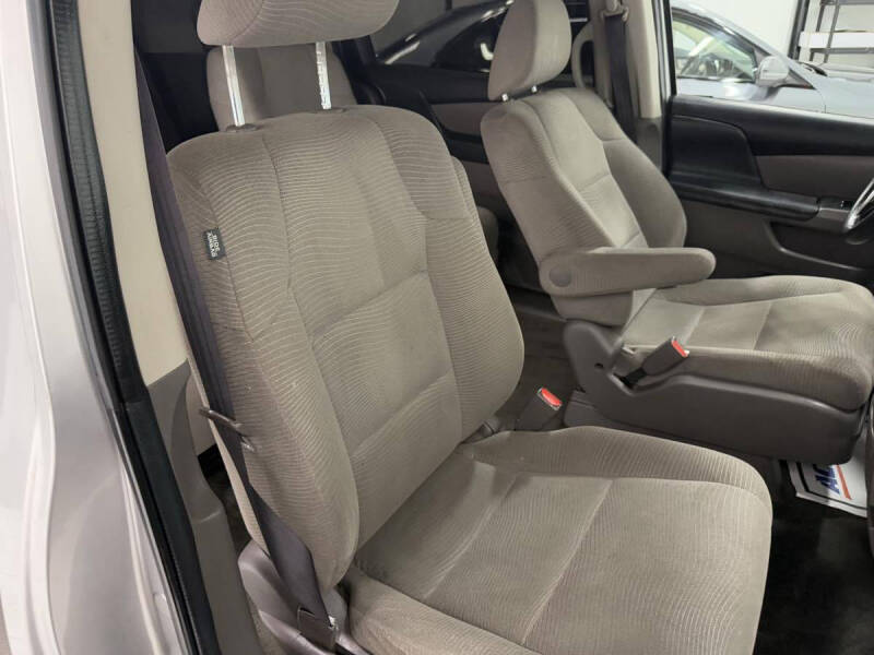 2011 Honda Odyssey LX