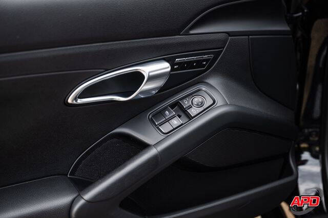 2019 Porsche 718 Cayman