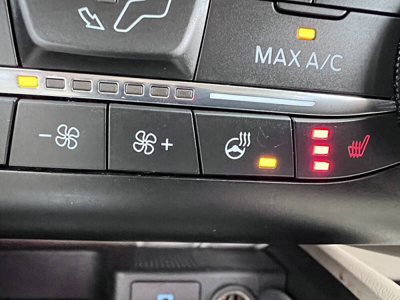 2020 Ford Escape Hybrid Titanium