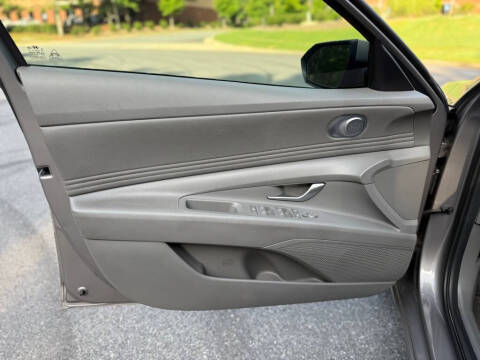 2023 Hyundai Elantra