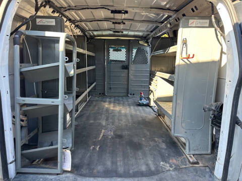 2021 Chevrolet Express 2500