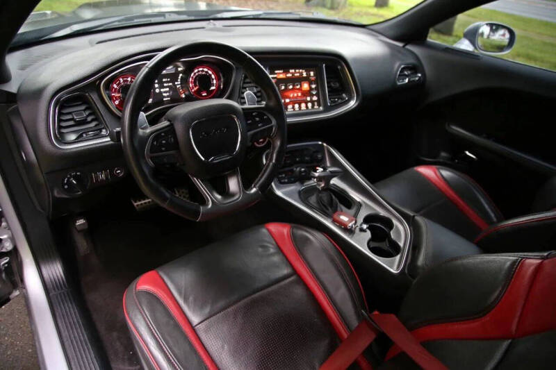 2016 Dodge Challenger SRT Hellcat