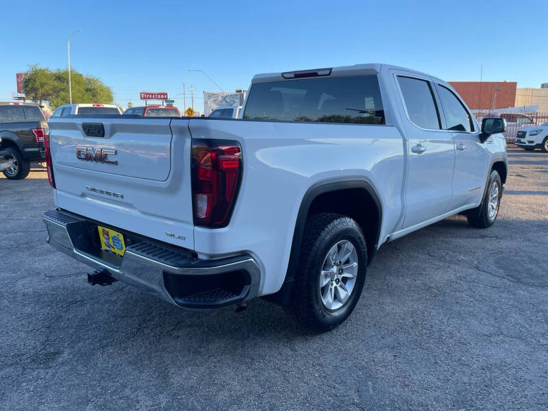 2022 GMC Sierra 1500 Limited SLE photo 35