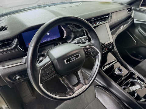 2022 Jeep Grand Cherokee L Altitude