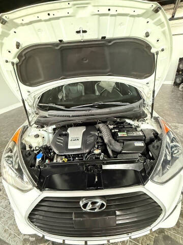 2016 Hyundai Veloster Turbo
