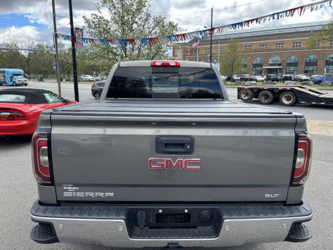 2017 GMC Sierra 1500 SLT