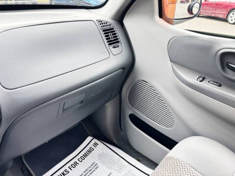 2004 Ford F-150 Heritage XLT