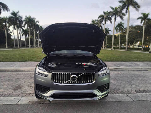 2020 Volvo XC90 T5 Momentum