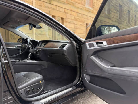 2015 Hyundai Genesis