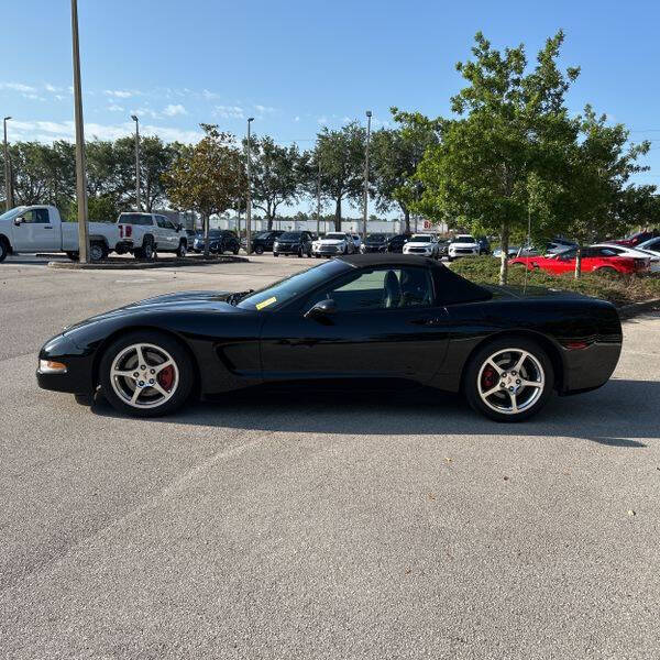 2003 Chevrolet Corvette 10