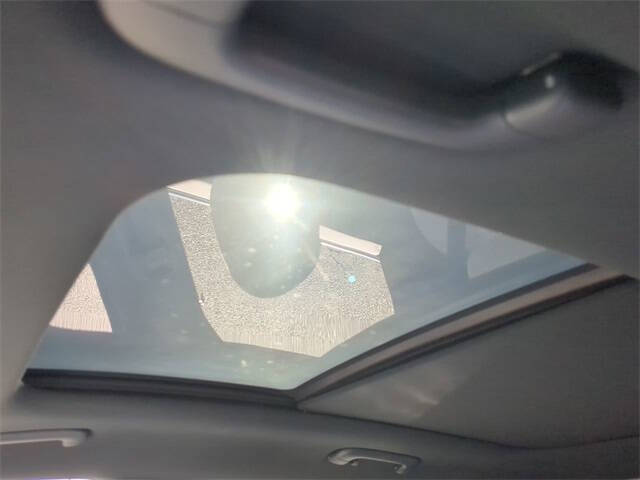 2023 Genesis Electrified GV70