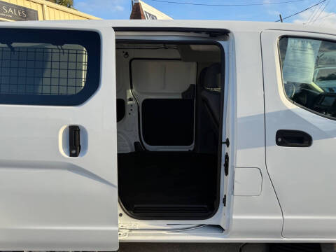 2021 Nissan NV200 S