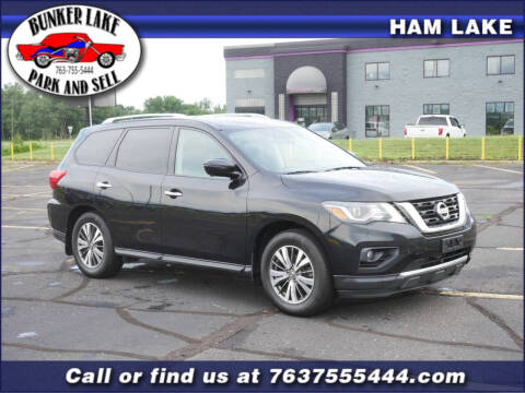 2017 Nissan Pathfinder SL