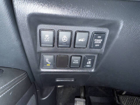 2017 Nissan Pathfinder Platinum