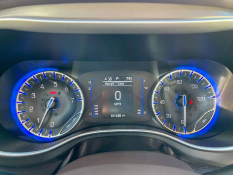 2020 Chrysler Voyager LXi