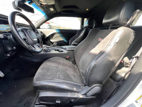 2016 Dodge Challenger R/T Plus