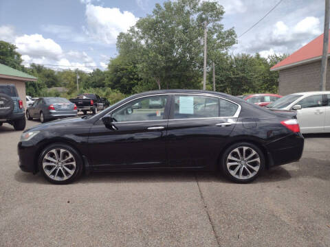 2015 Honda Accord for sale at Auto Acceptance in Tupelo MS