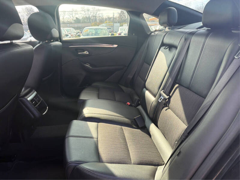 2017 Chevrolet Impala LT