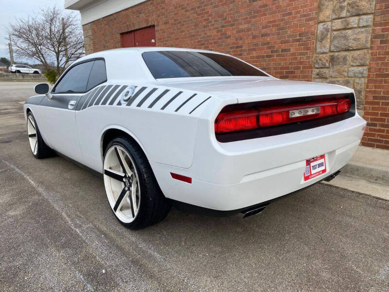 2012 Dodge Challenger SXT
