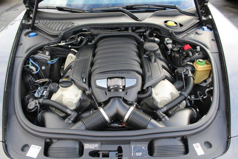 2015 Porsche Panamera GTS