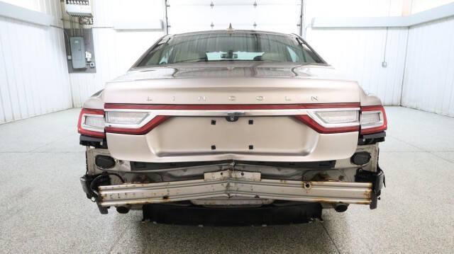 2018 Lincoln Continental Select