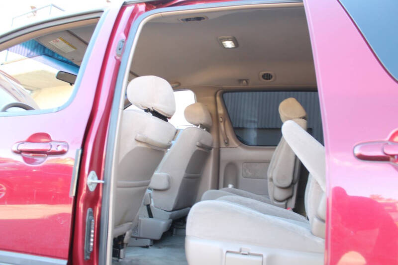 1998 Toyota Sienna LE