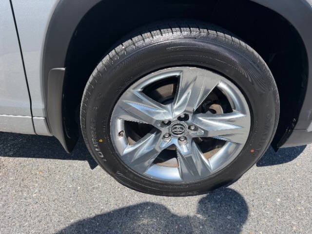 2017 Toyota Highlander Limited Platinum
