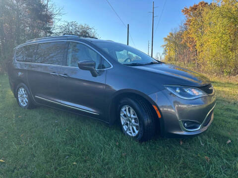 2020 Chrysler Pacifica Touring L