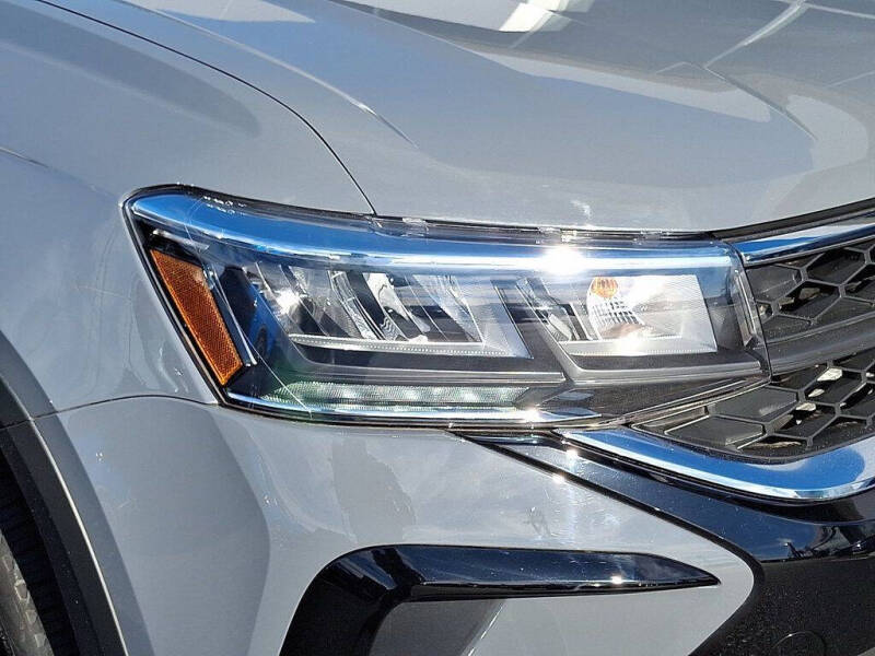 2022 Volkswagen Taos SE 4Motion