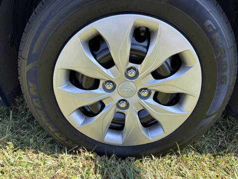 2017 Hyundai Accent SE