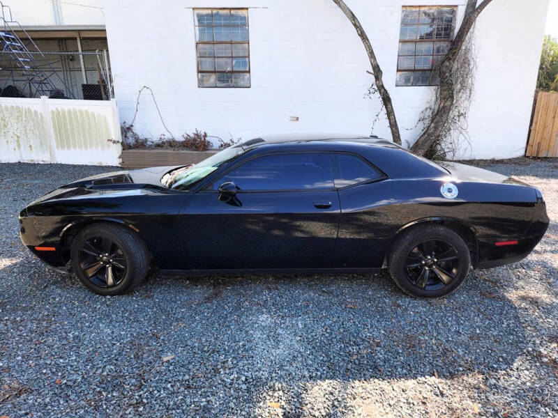 2017 Dodge Challenger SXT