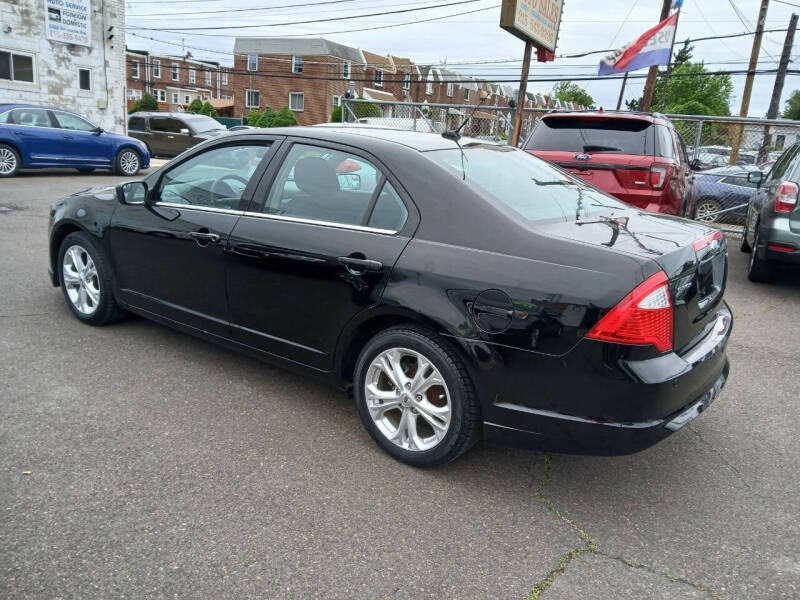 2012 Ford Fusion SE