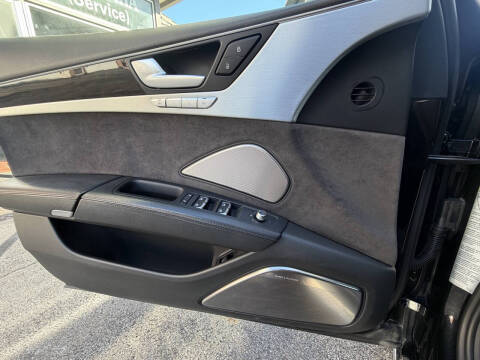 2013 Audi A8 L W12 quattro