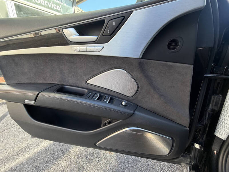 2013 Audi A8 L W12 quattro