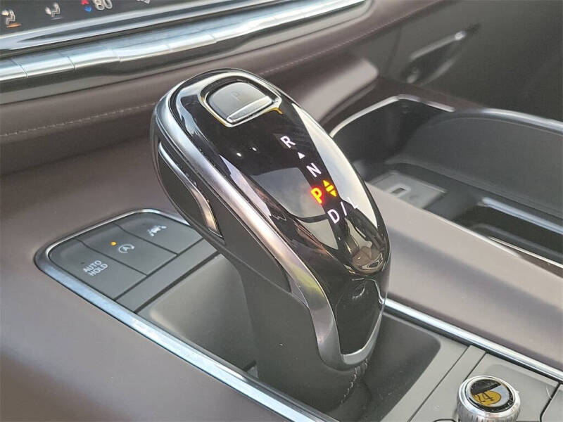 2024 Cadillac Escalade Sport Platinum