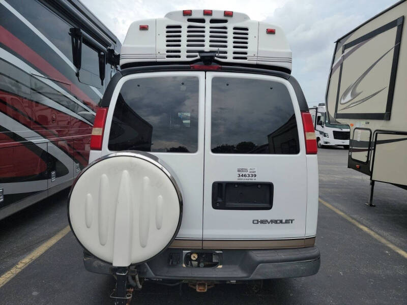 2005 Roadtrek Versatile 190