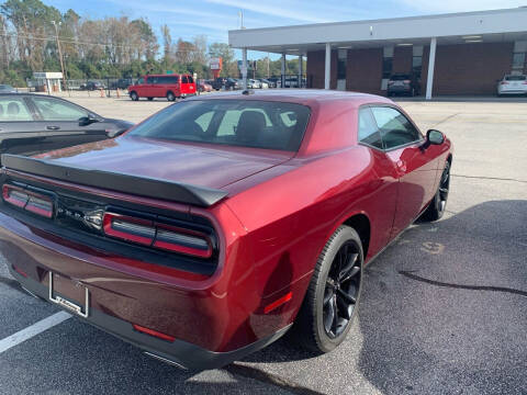 2018 Dodge Challenger SXT Plus