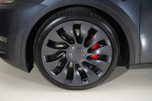 2024 Tesla Model Y Performance