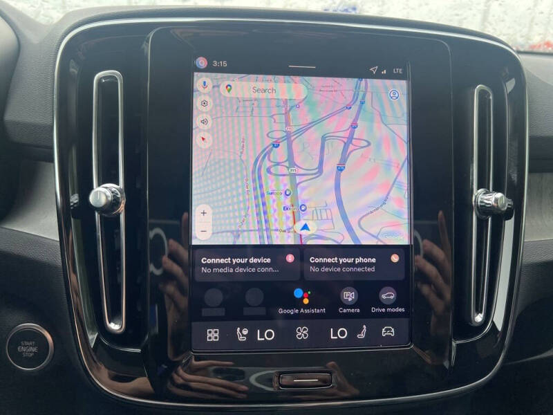 2026 Volvo XC40 B5 Core