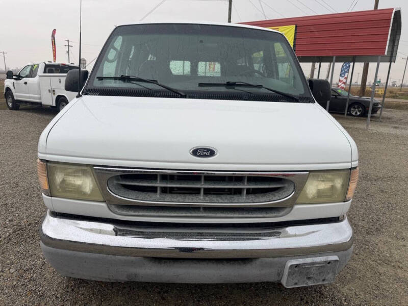 2002 Ford E-Series