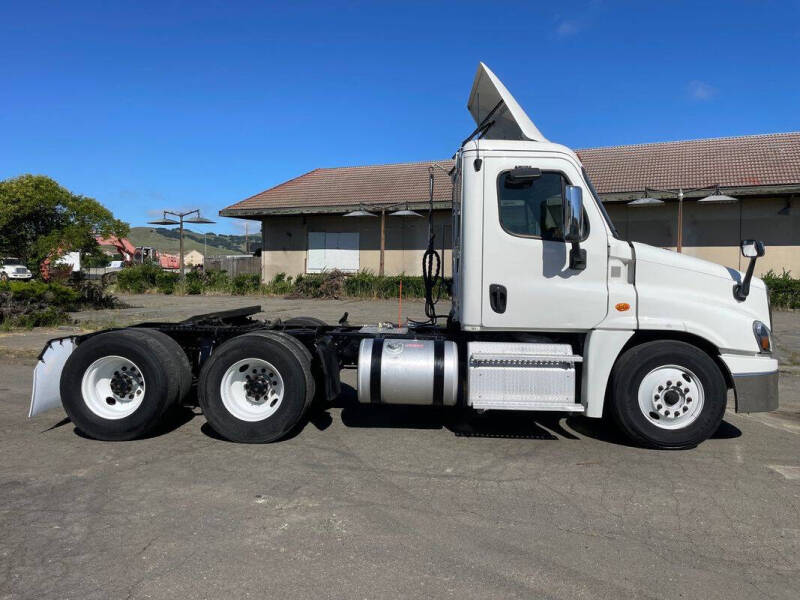 2018 Freightliner Cascadia