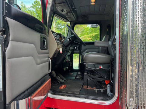 2008 Peterbilt 335
