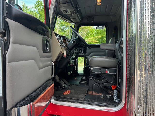 2008 Peterbilt 335