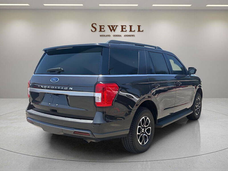 2022 Ford Expedition XLT