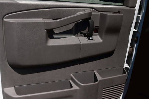 2025 GMC Savana 2500