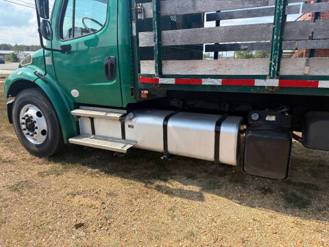 2014 Freightliner M2 106