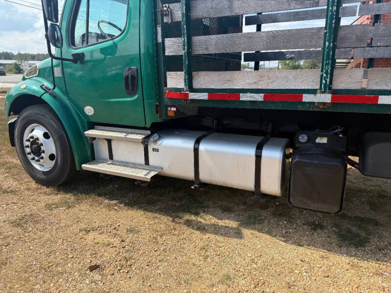 2014 Freightliner M2 106