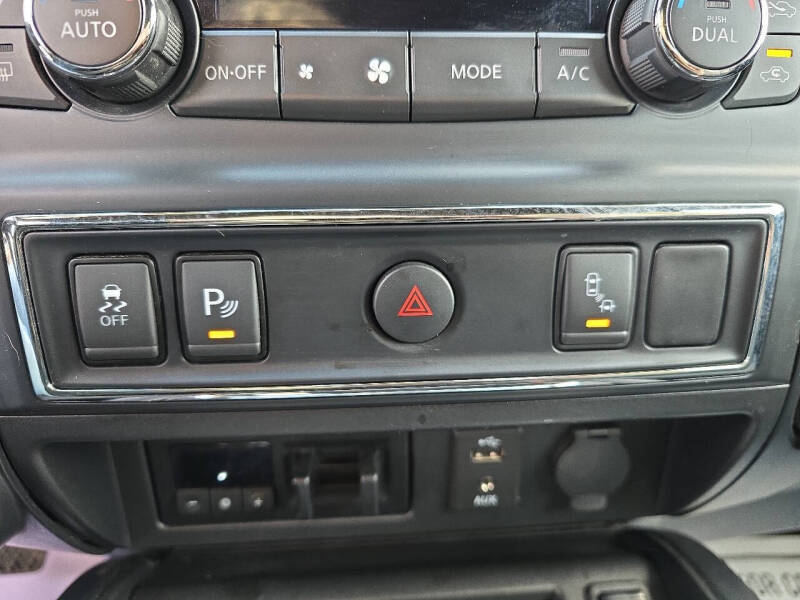 2018 Nissan Titan SV