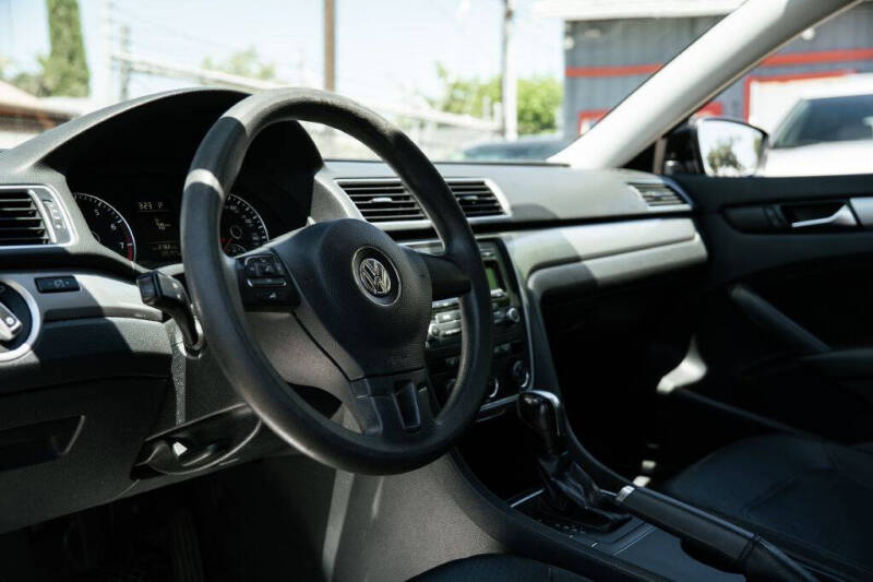 2013 Volkswagen Passat